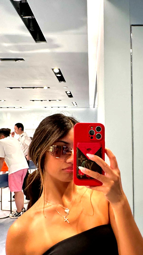 jaynagirl image ~ Altpins