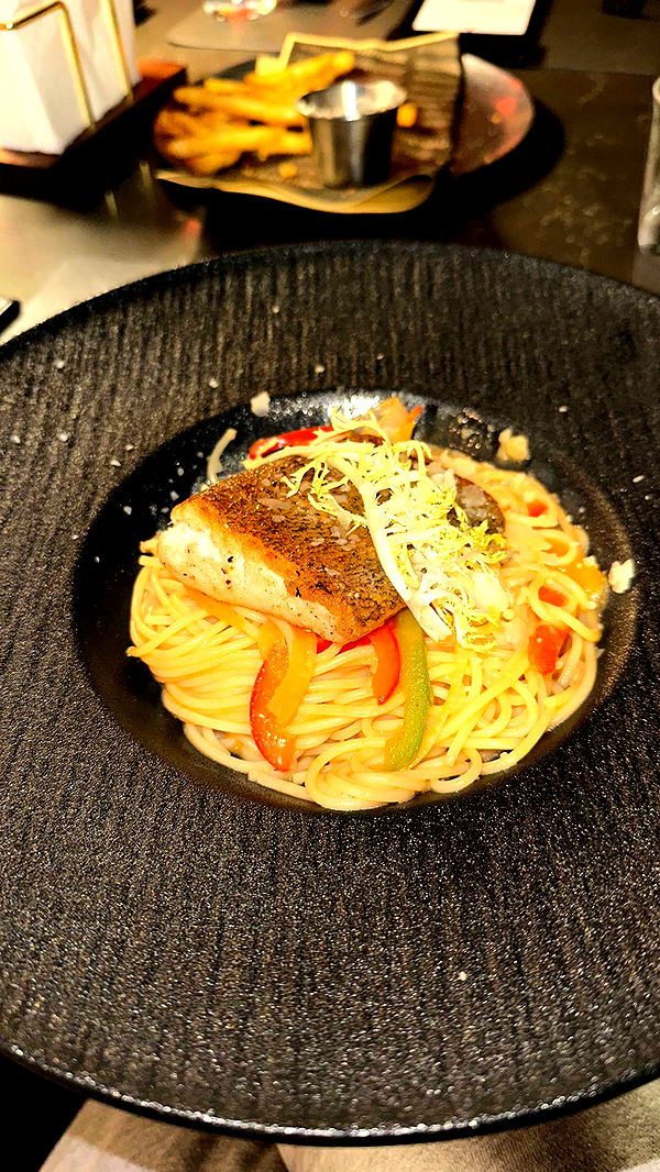 jaynagirl image ~ Altpins