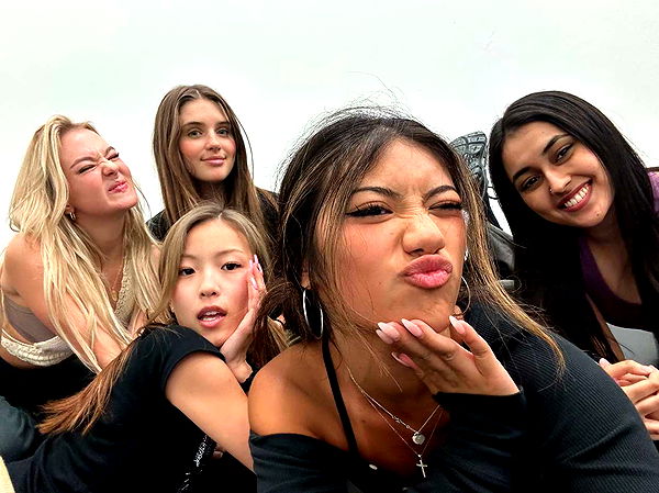 jaynagirl image ~ Altpins