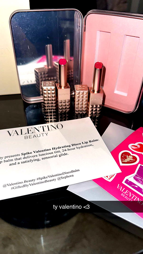 jaynagirl image ~ Altpins