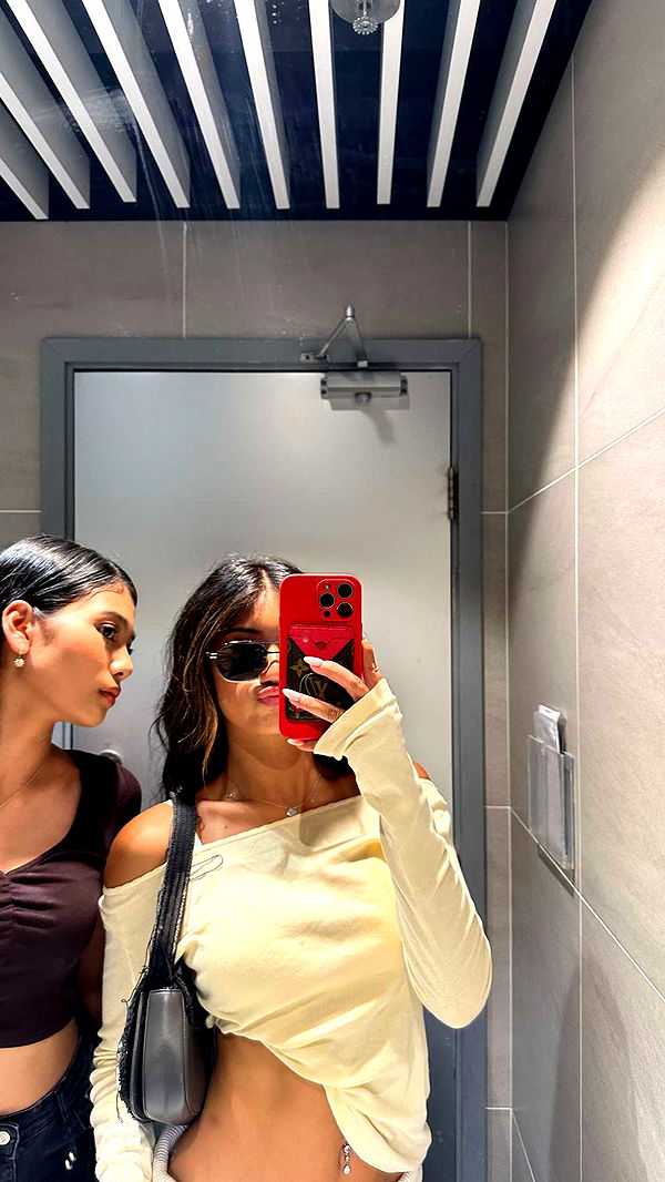 jaynagirl image ~ Altpins