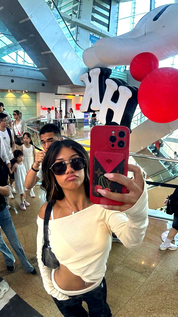 jaynagirl image ~ Altpins