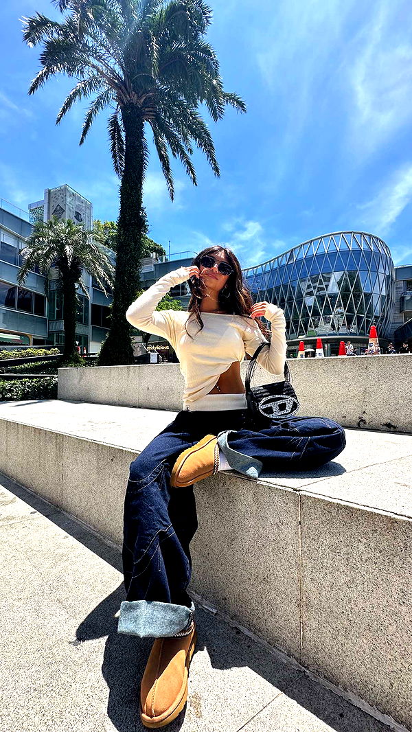 jaynagirl image ~ Altpins