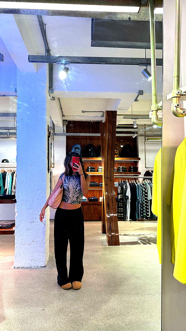 jaynagirl image ~ Altpins