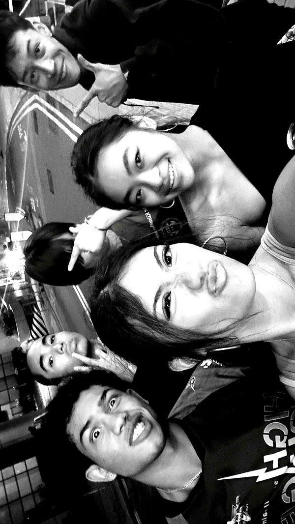 jaynagirl image ~ Altpins