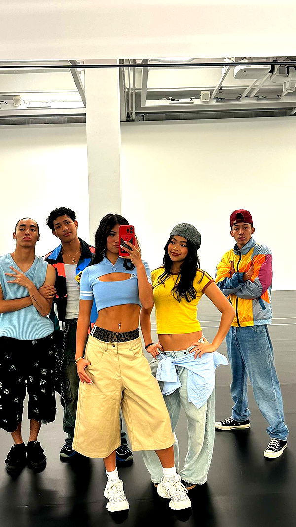 jaynagirl image ~ Altpins