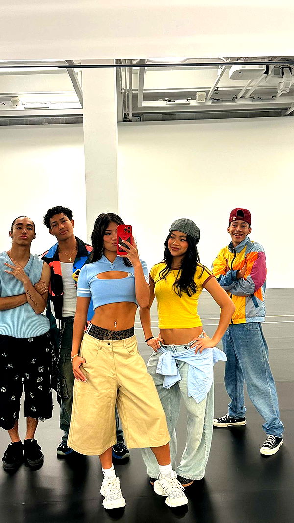 jaynagirl image ~ Altpins