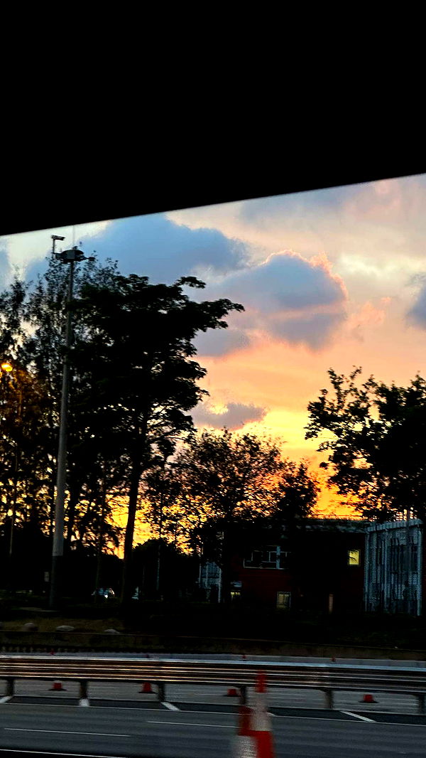 jaynagirl image ~ Altpins