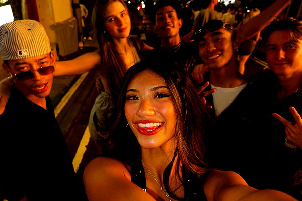 jaynagirl image ~ Altpins