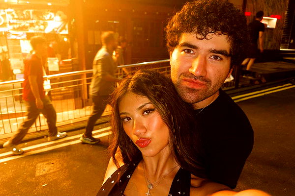 jaynagirl image ~ Altpins