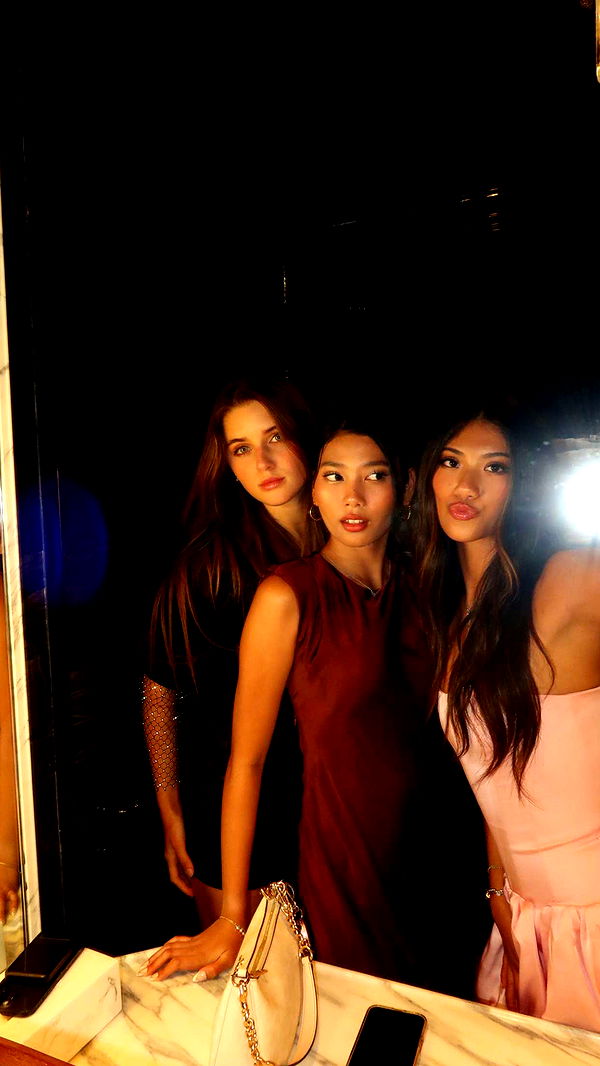 jaynagirl image ~ Altpins