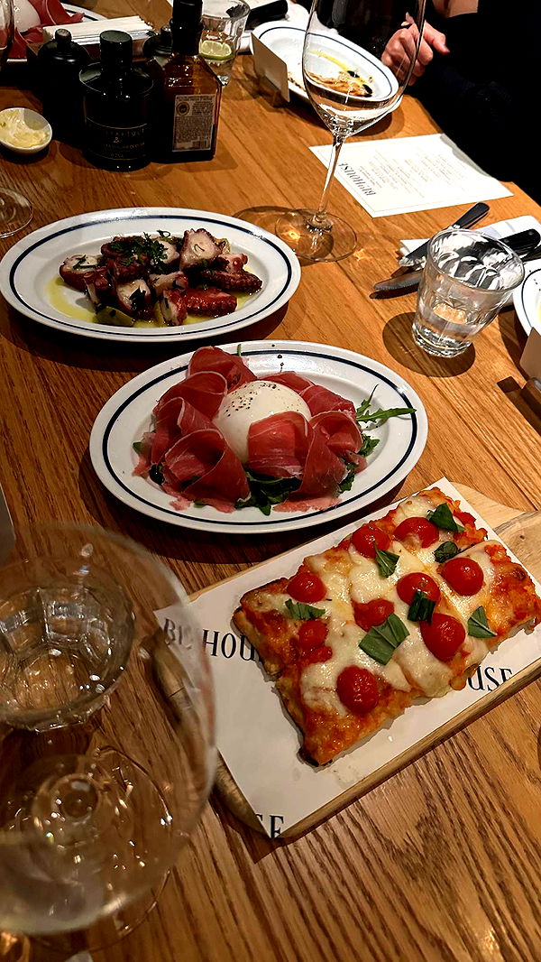 jaynagirl image ~ Altpins