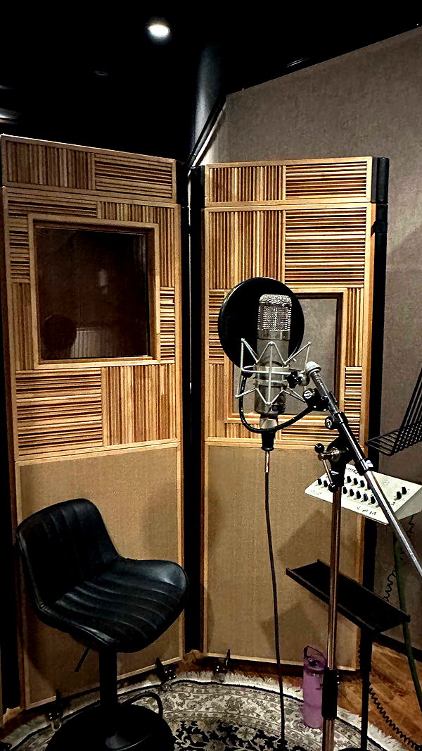 jaynagirl image ~ Altpins