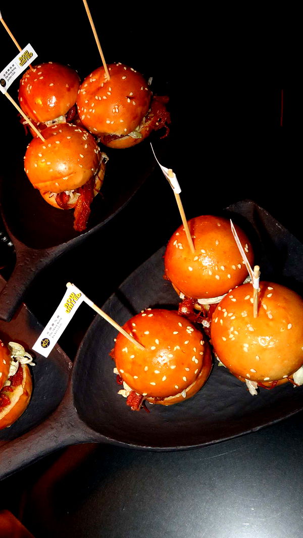 jaynagirl image ~ Altpins