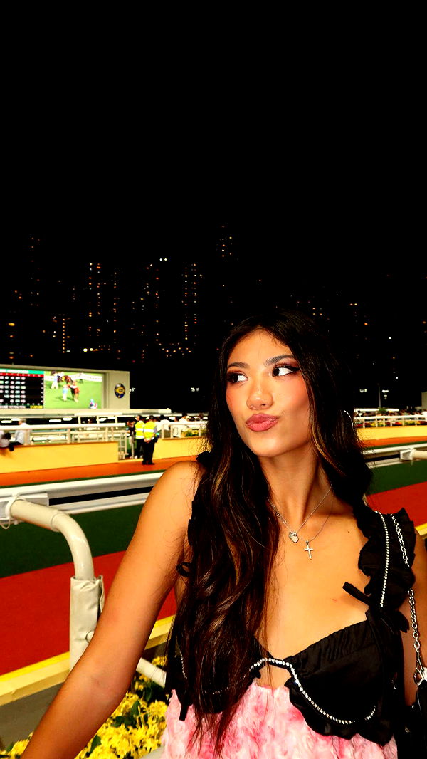 jaynagirl image ~ Altpins