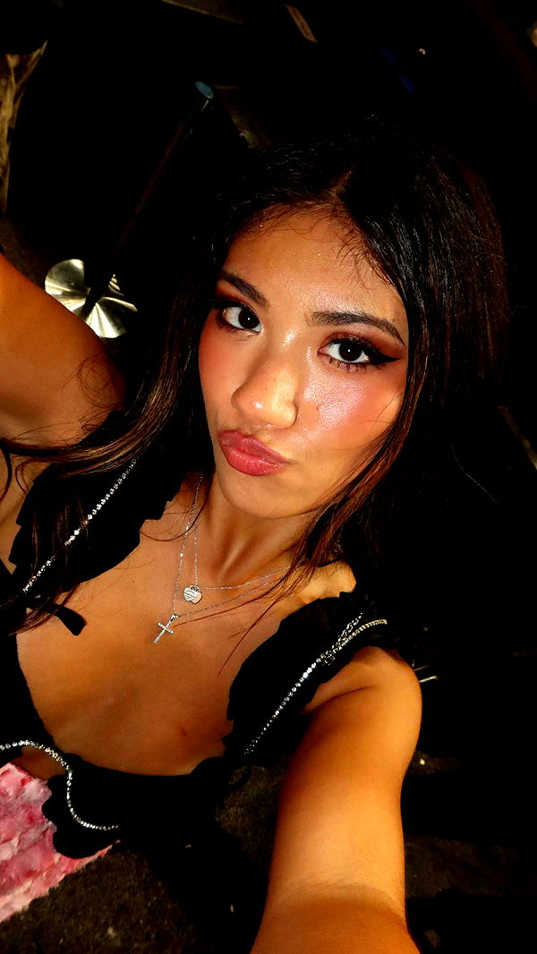 jaynagirl image ~ Altpins