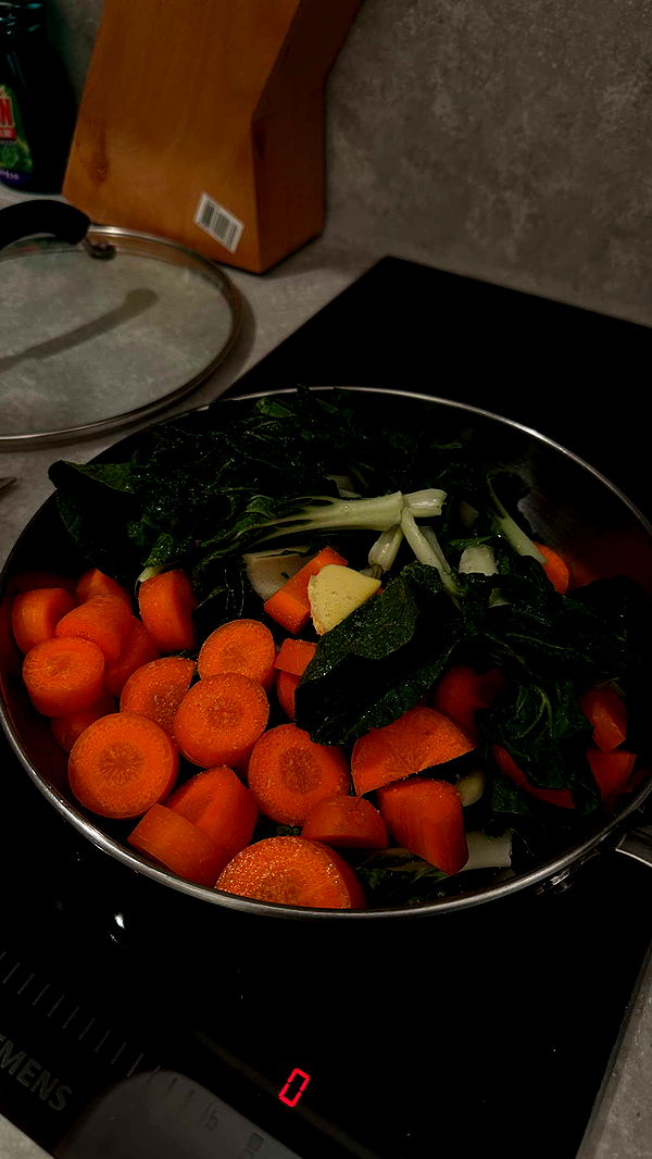 jaynagirl image ~ Altpins