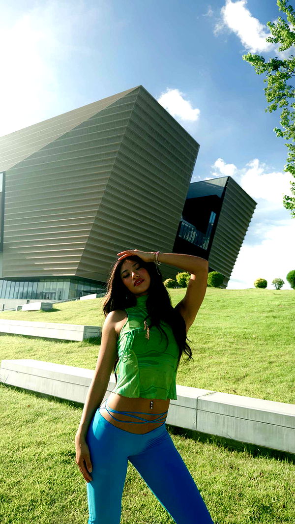 jaynagirl image ~ Altpins