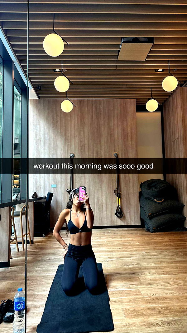 jaynagirl image ~ Altpins