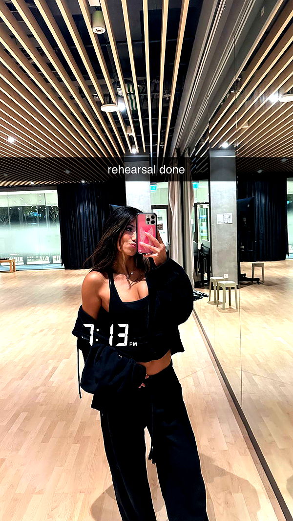 jaynagirl image ~ Altpins