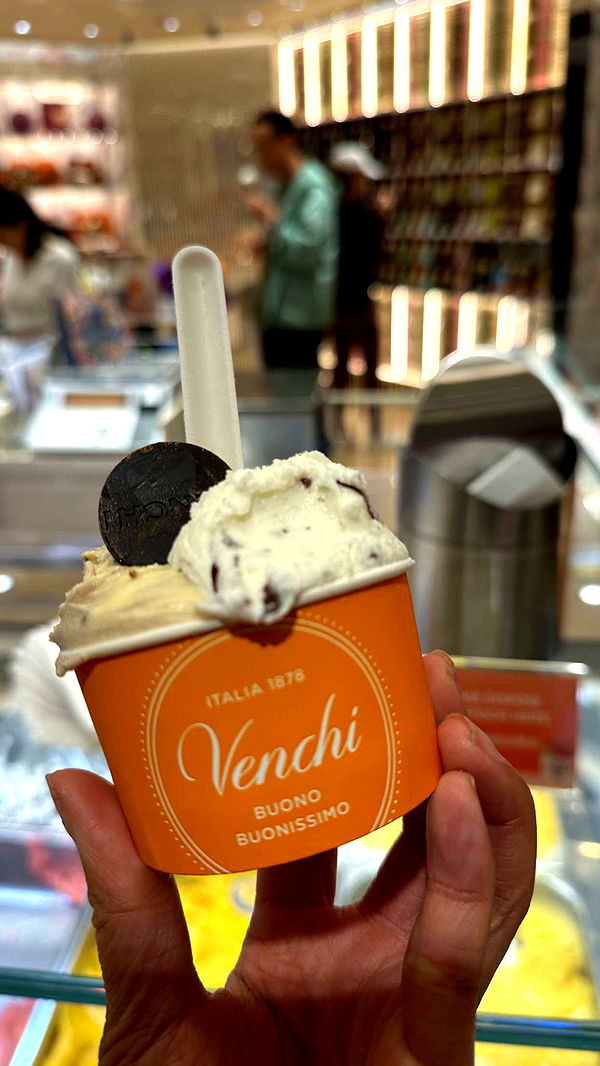 jaynagirl image ~ Altpins