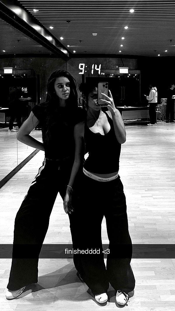 jaynagirl image ~ Altpins