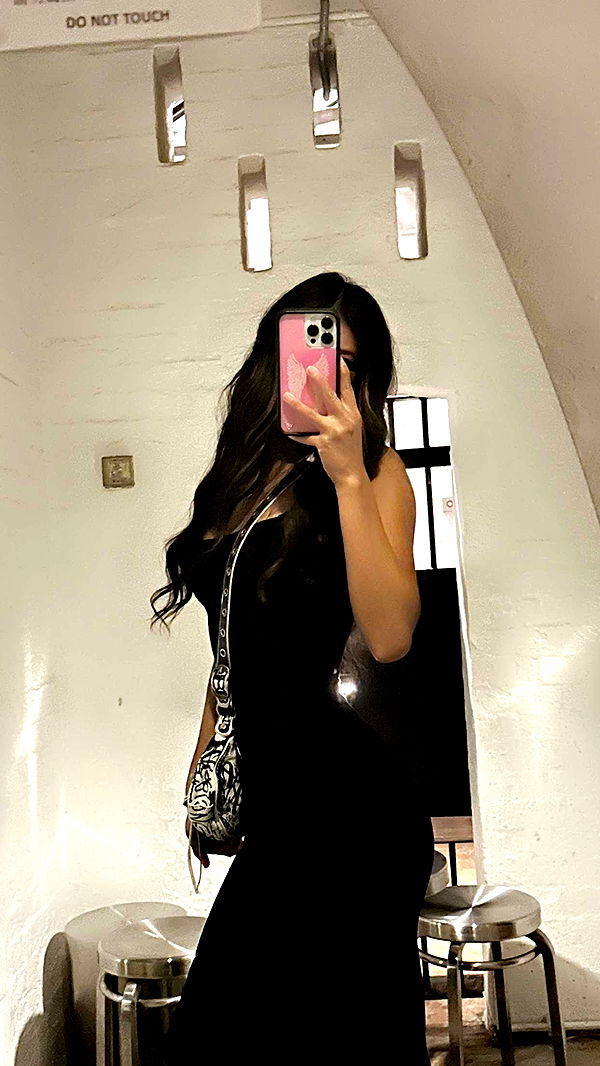 jaynagirl image ~ Altpins