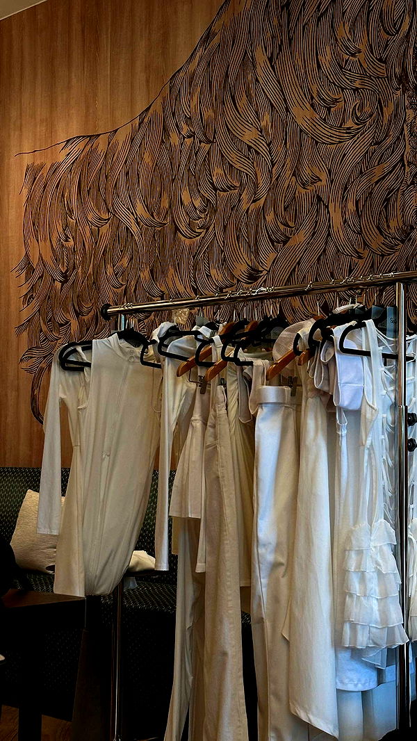 jaynagirl image ~ Altpins