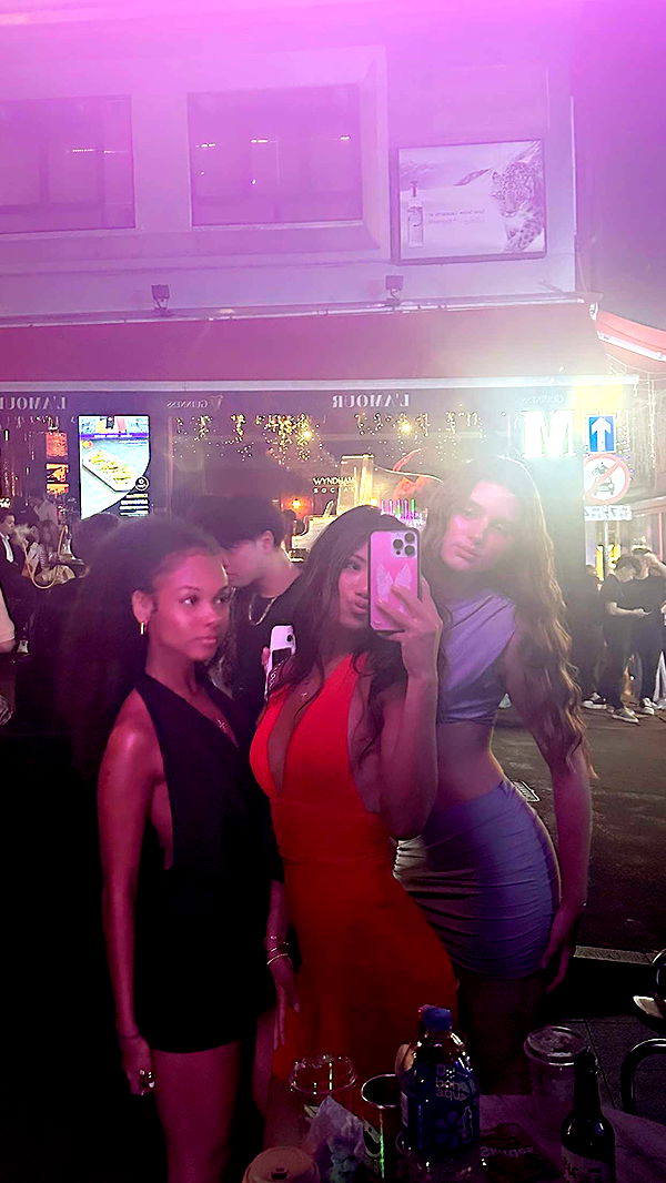 jaynagirl image ~ Altpins