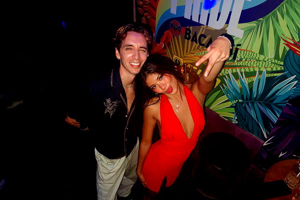 jaynagirl image ~ Altpins