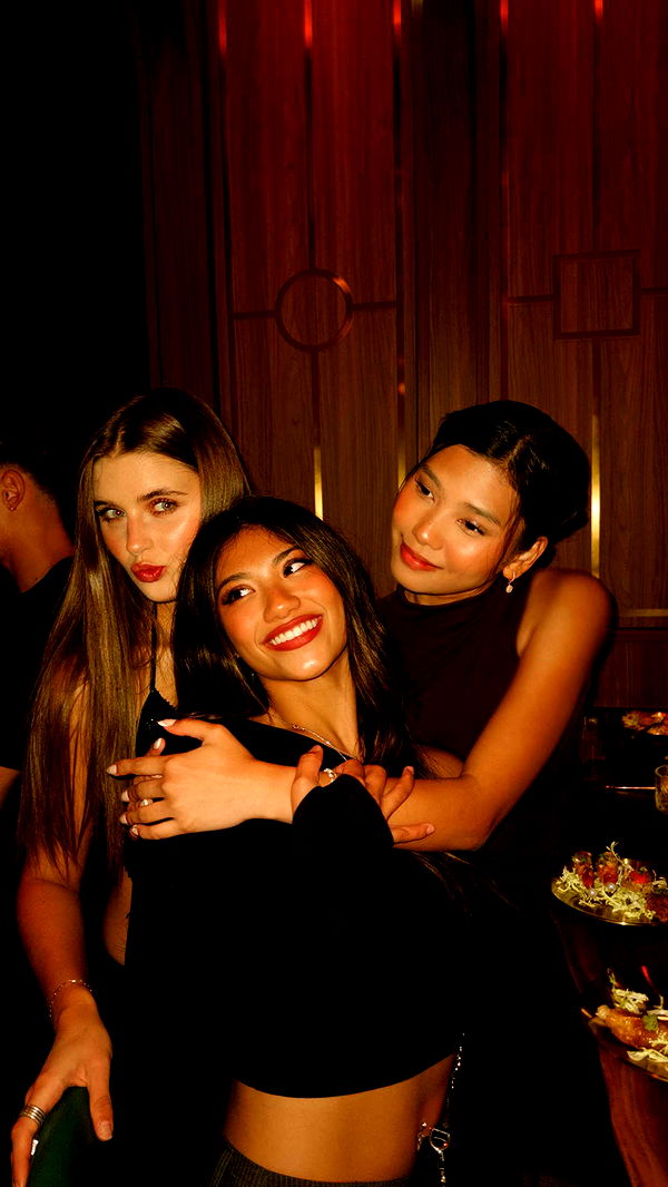 jaynagirl image ~ Altpins