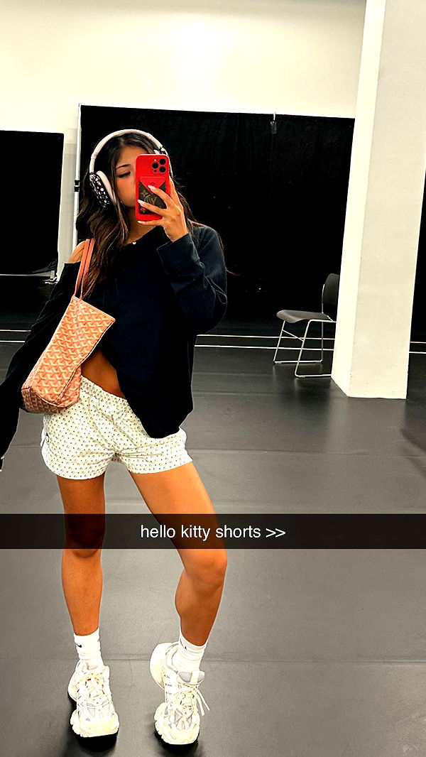 jaynagirl image ~ Altpins