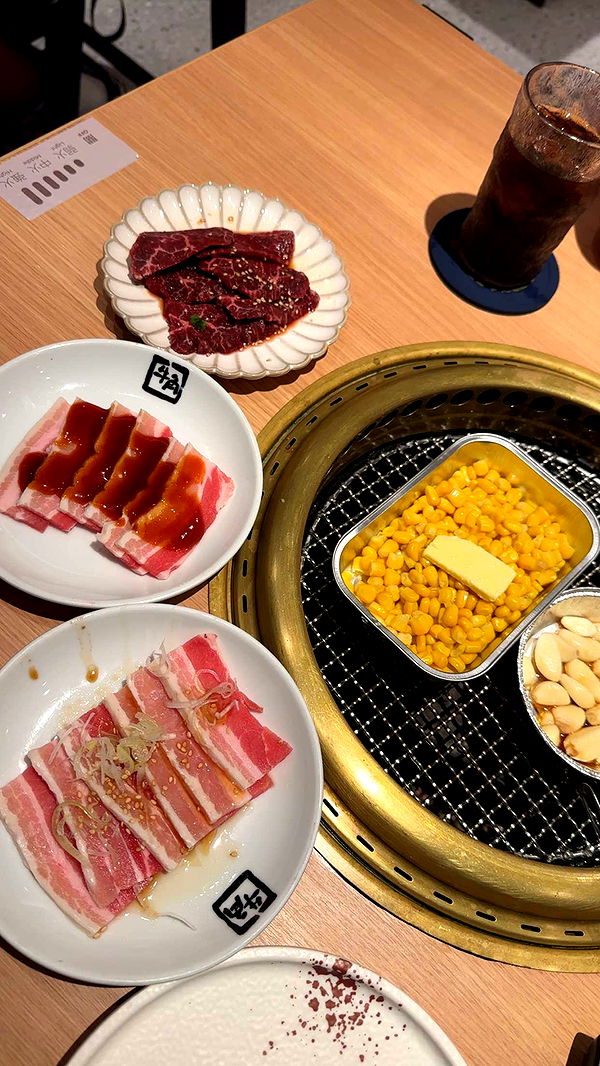 jaynagirl image ~ Altpins