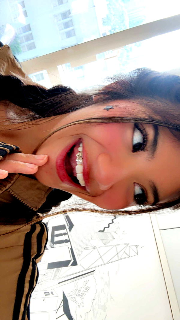 jaynagirl image ~ Altpins