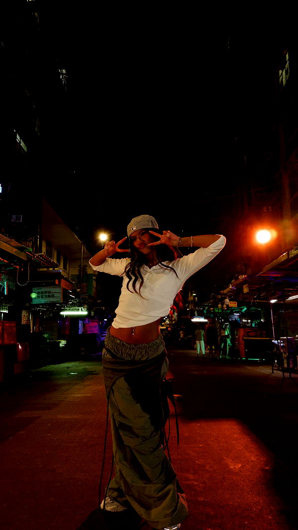 jaynagirl image ~ Altpins