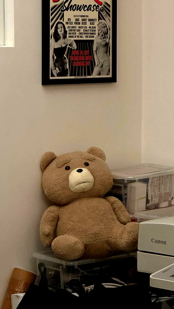 jaynagirl image ~ Altpins