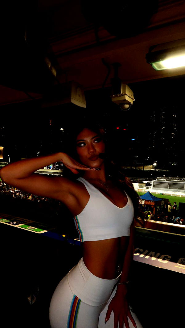 jaynagirl image ~ Altpins