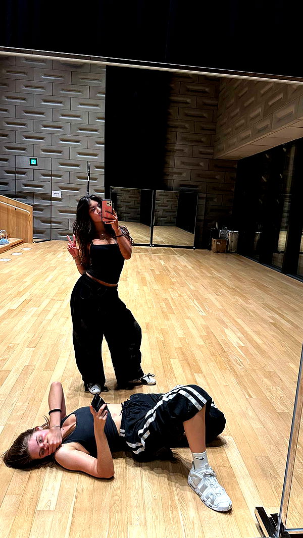 jaynagirl image ~ Altpins