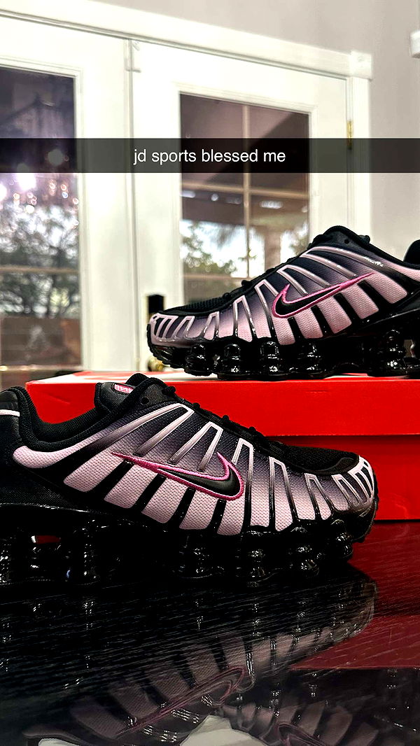 jaynagirl image ~ Altpins