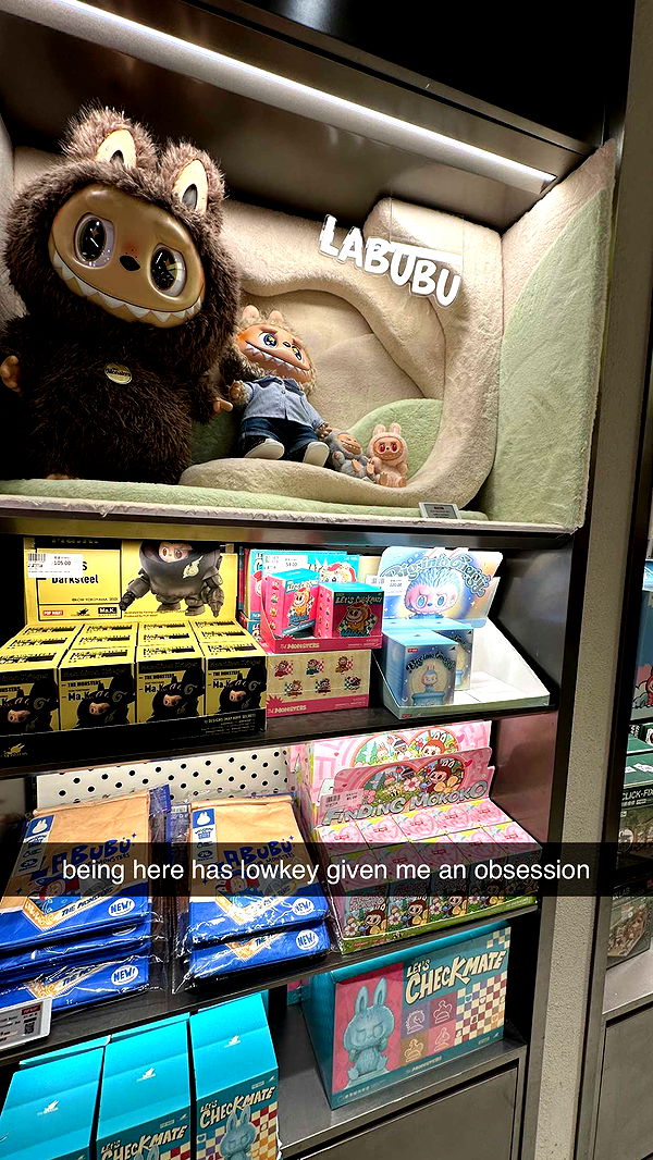 jaynagirl image ~ Altpins