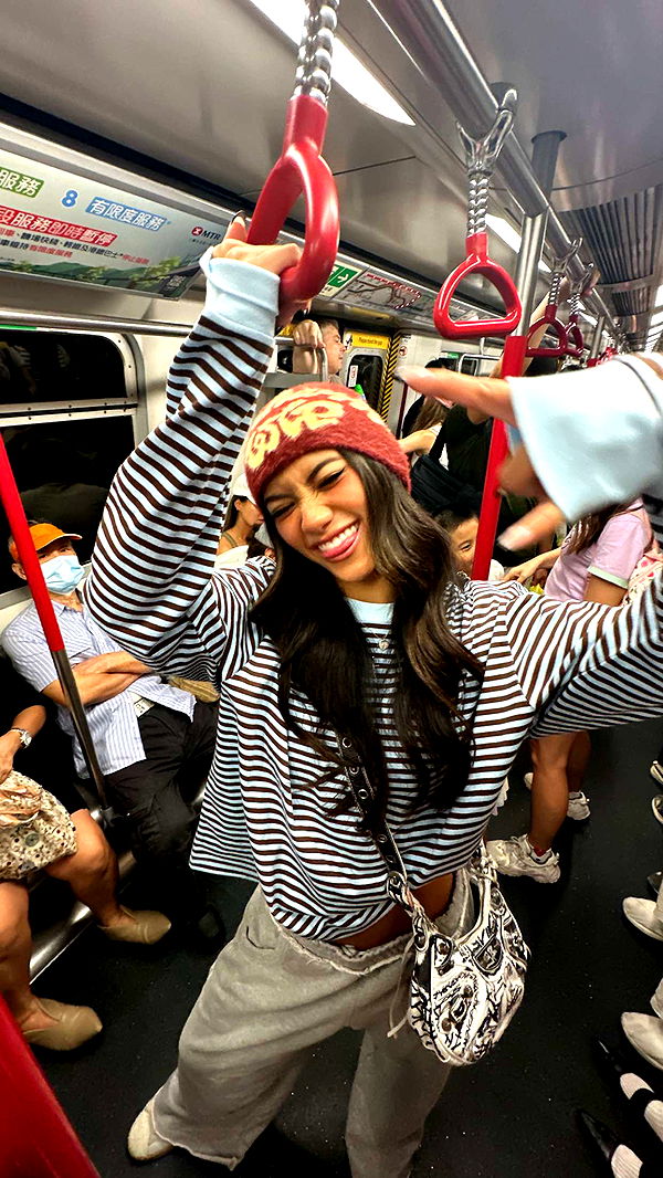 jaynagirl image ~ Altpins