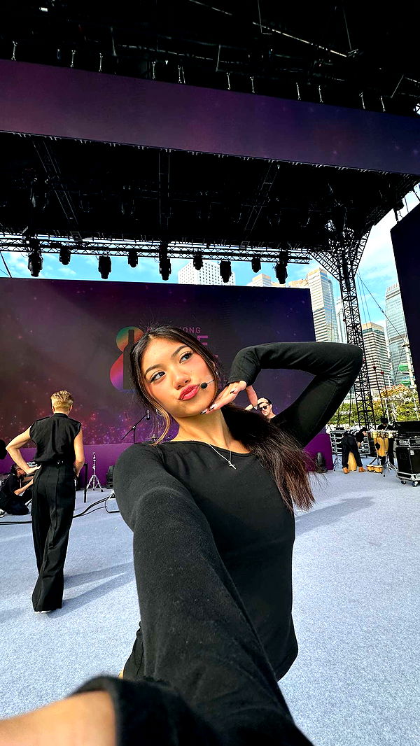 jaynagirl image ~ Altpins