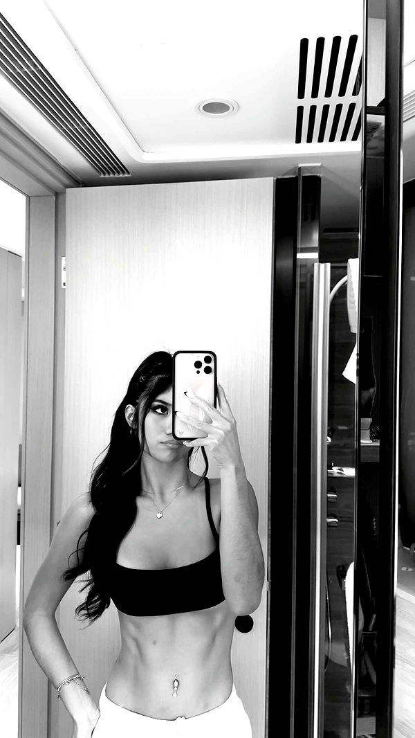 jaynagirl image ~ Altpins