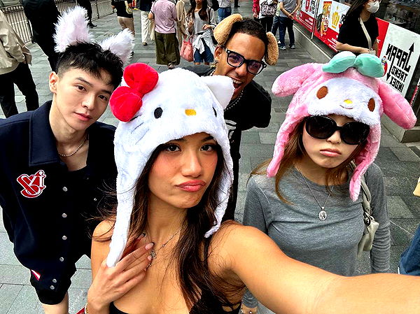 jaynagirl image ~ Altpins