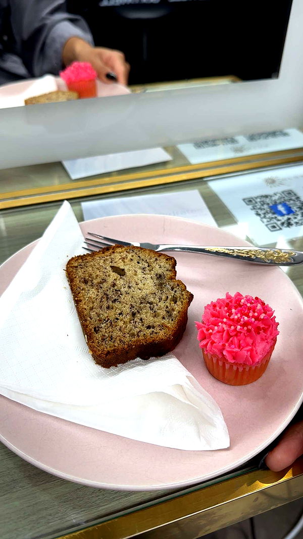 jaynagirl image ~ Altpins