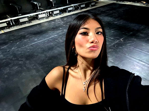 jaynagirl image ~ Altpins