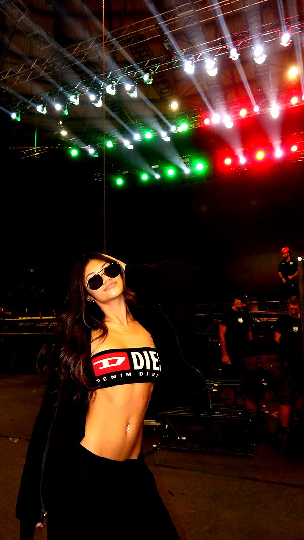 jaynagirl image ~ Altpins