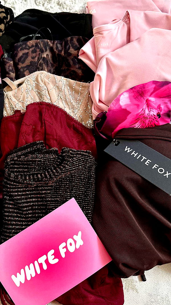 jaynagirl image ~ Altpins