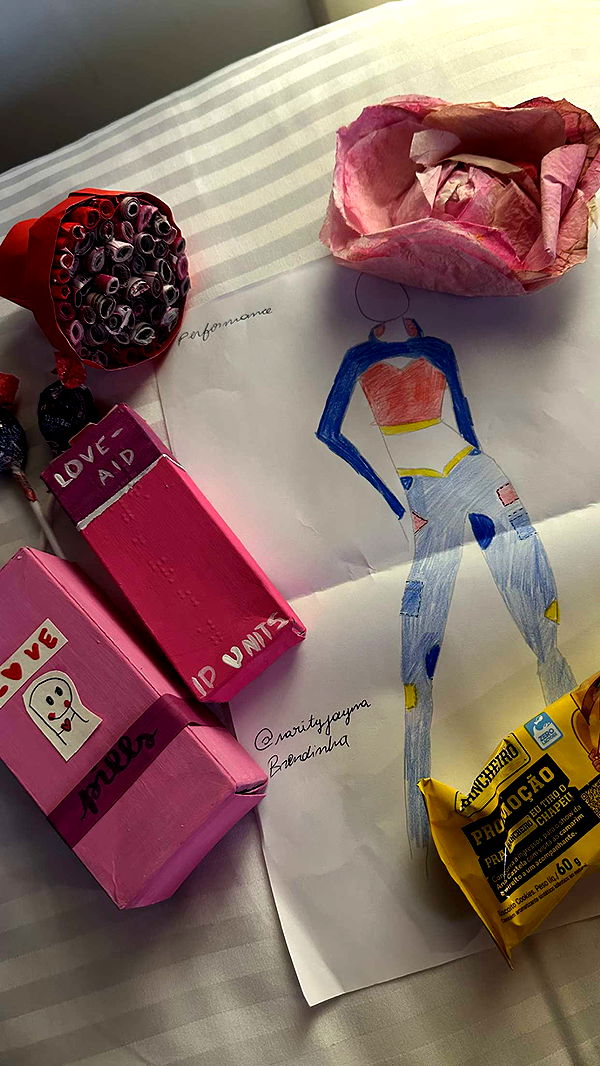 jaynagirl image ~ Altpins