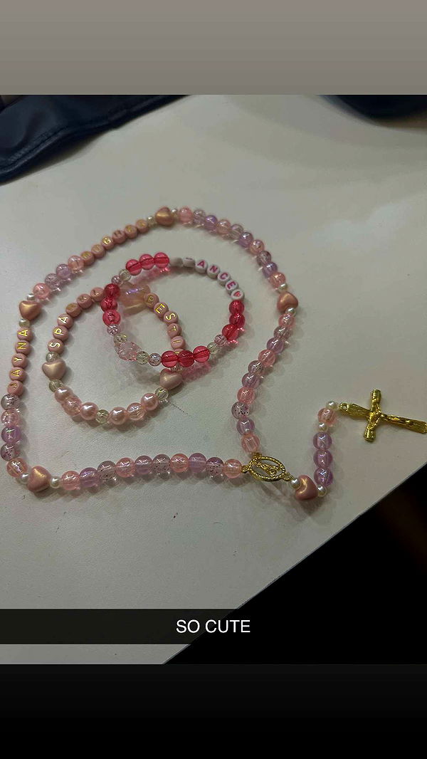 jaynagirl image ~ Altpins